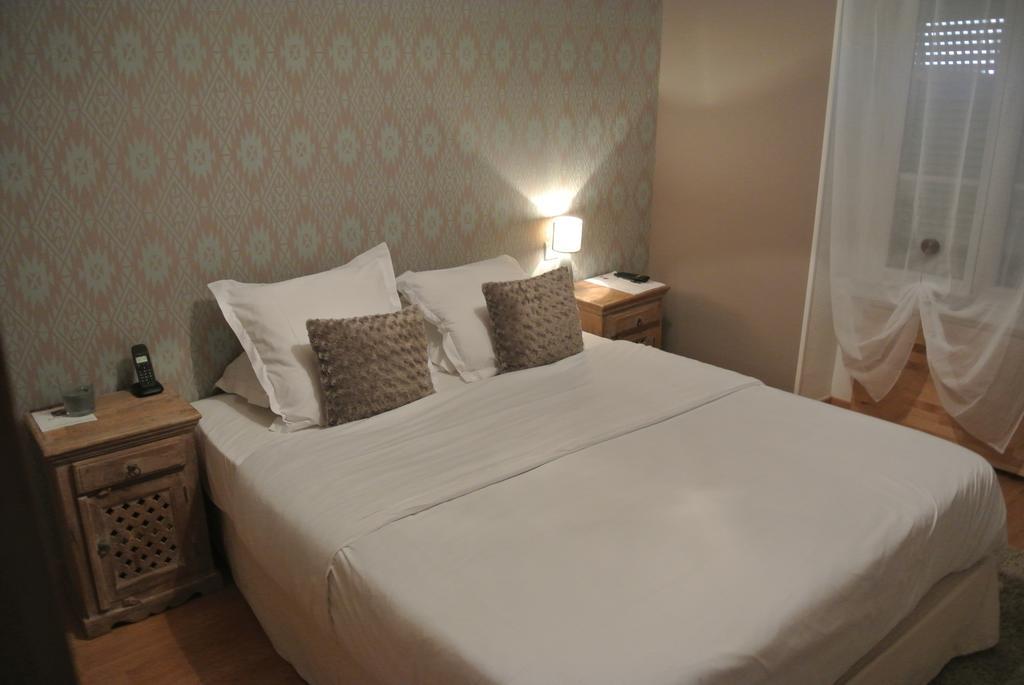 Hotel Le Central Boussac  Habitación foto