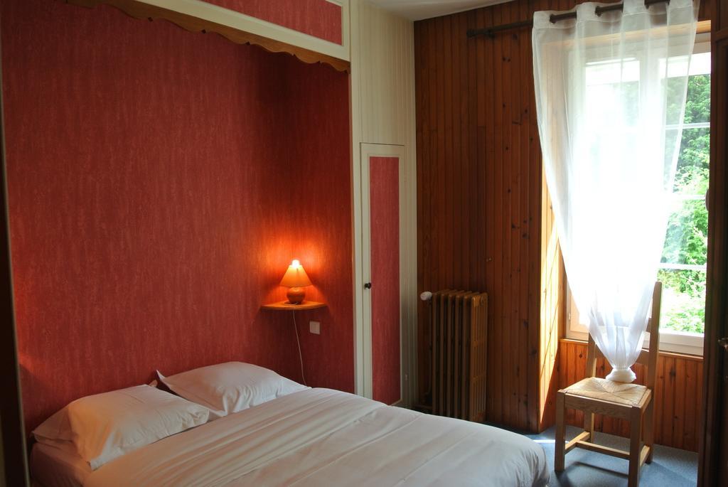 Hotel Le Central Boussac  Habitación foto